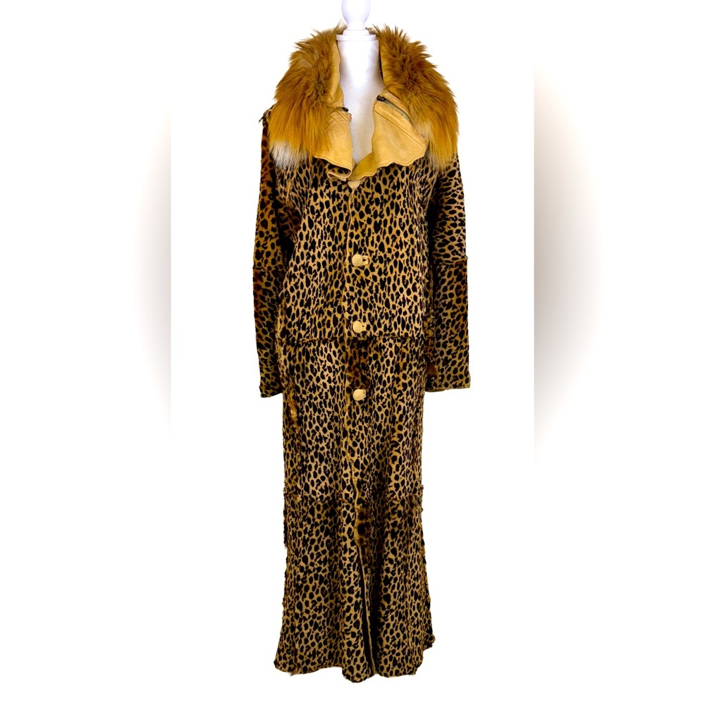 AVANTI EXTRA LONG INVERTED SHEARLING COAT IN LEOPARD PRINT